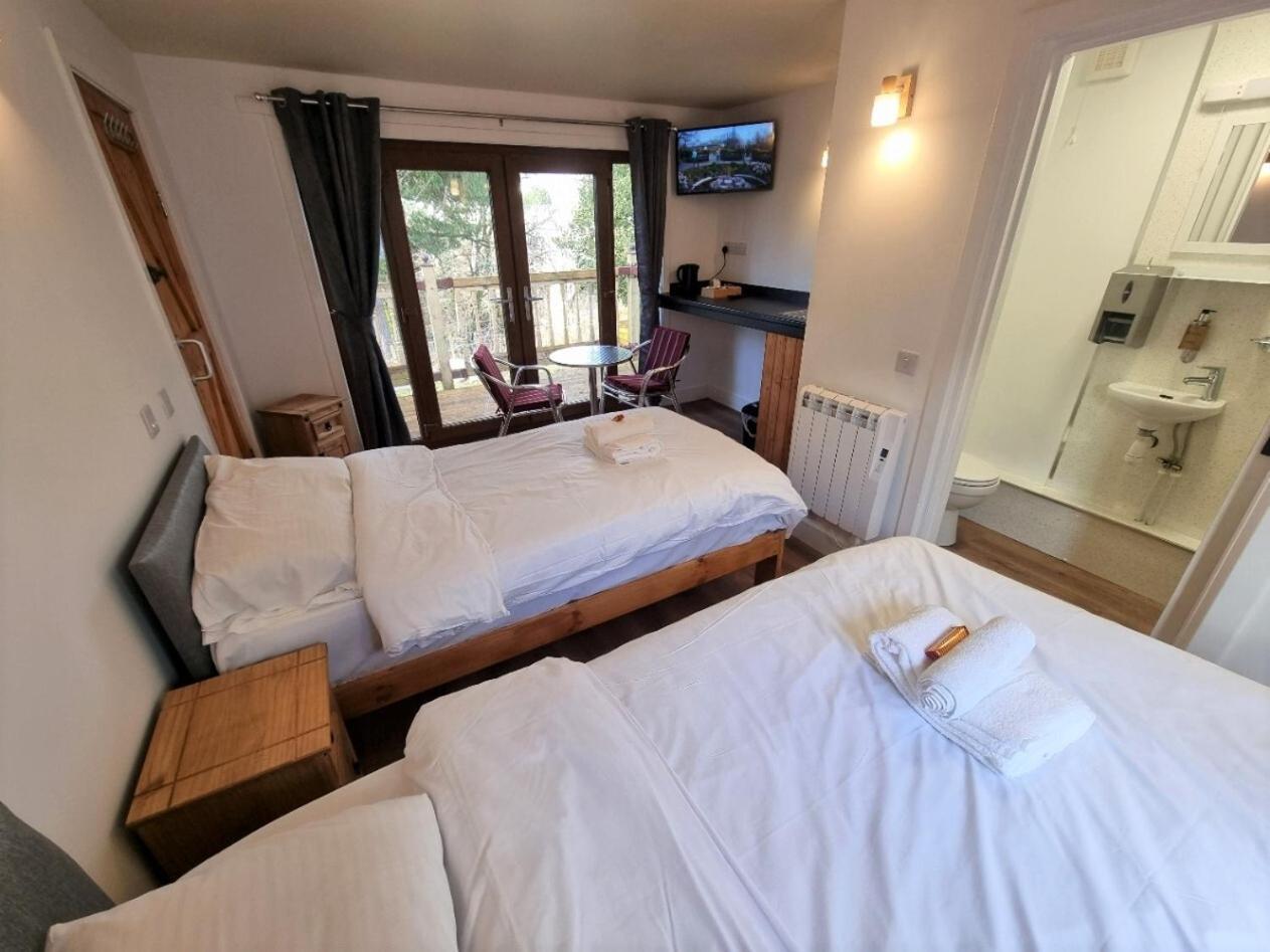 Roy Bridge Hotel Fort William Eksteriør bilde